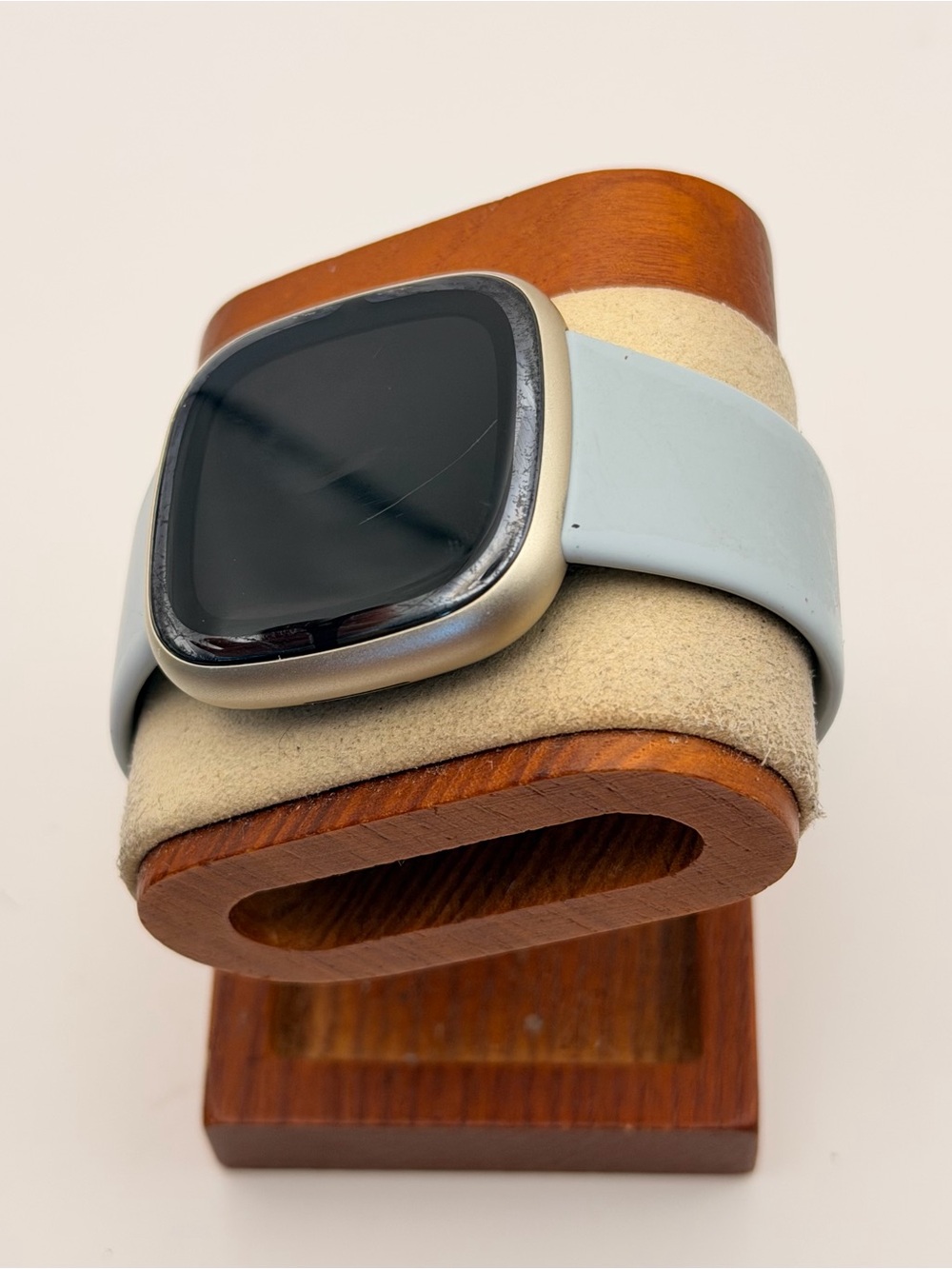 Fitbit Sense 2, Tested, Gold/blue, Good, Charger Included, Latest Model - Picture 2 of 10